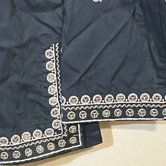 Express Top Women Small‎ Navy Blue Silver Embroidered Sequin Shirt V-neck blouse - Picture 9 of 10